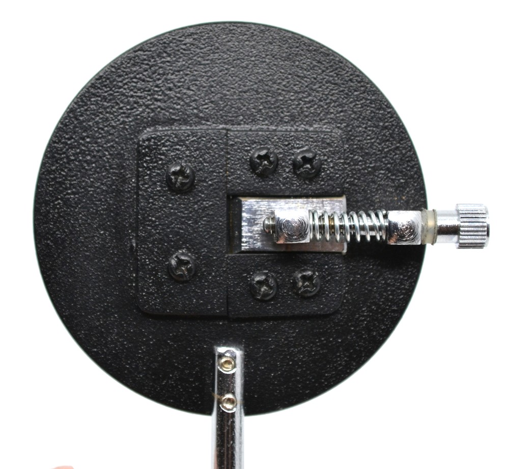 Adjustable Slit for Optics Bench, 4mm Spring Loaded Slit - Eisco Labs