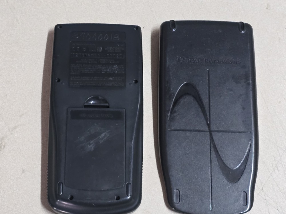 Texas Instruments TI-83 Plus Graphing Calculator *TESTED/CLEAN/ * SHIPS SAME DAY