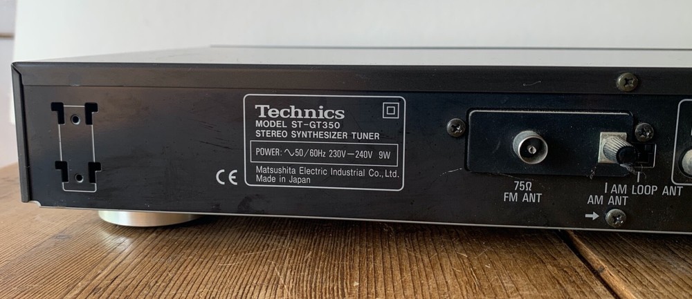 Technics ST-GT350 Stereo Synthesizer Tuner