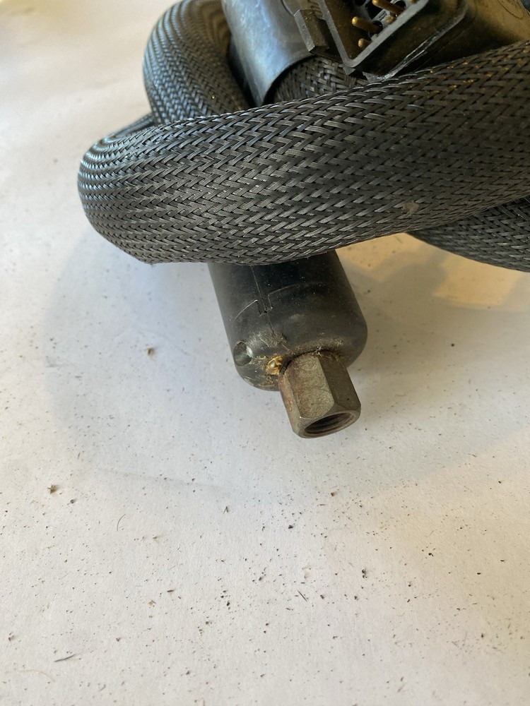 Nordson 6ft Hose PN274792C for Hot Melt Adhesive (Black), Rectangular Plug`