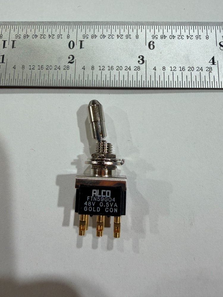 ALCO TE Connectivity FTD59G04 Switch Toggle ON ON SPDT Locking Lever Panel Mount