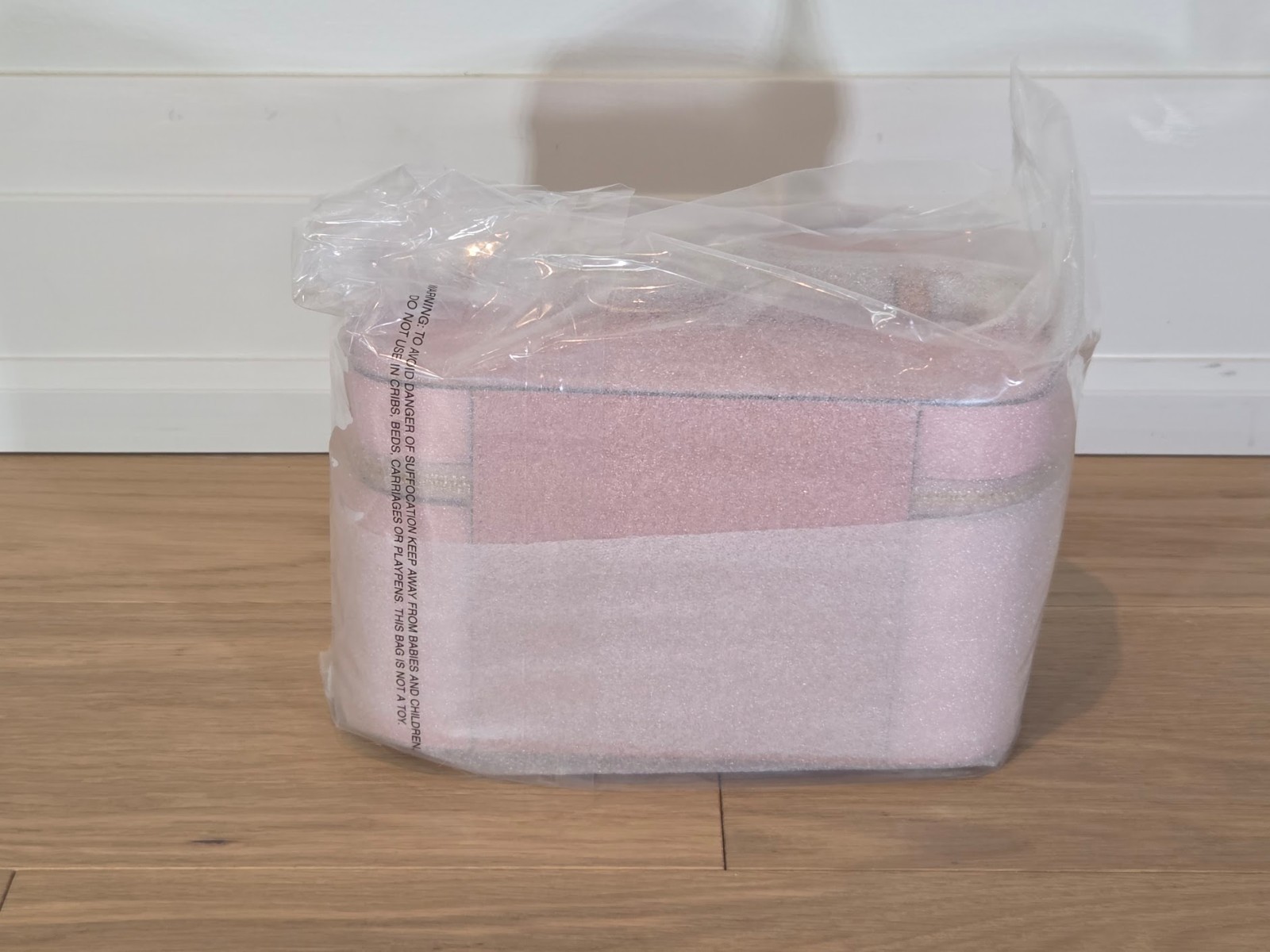 Coach Cosmetic Case In Signature Canvas Powder Pink With Gold | Brand New CEA56