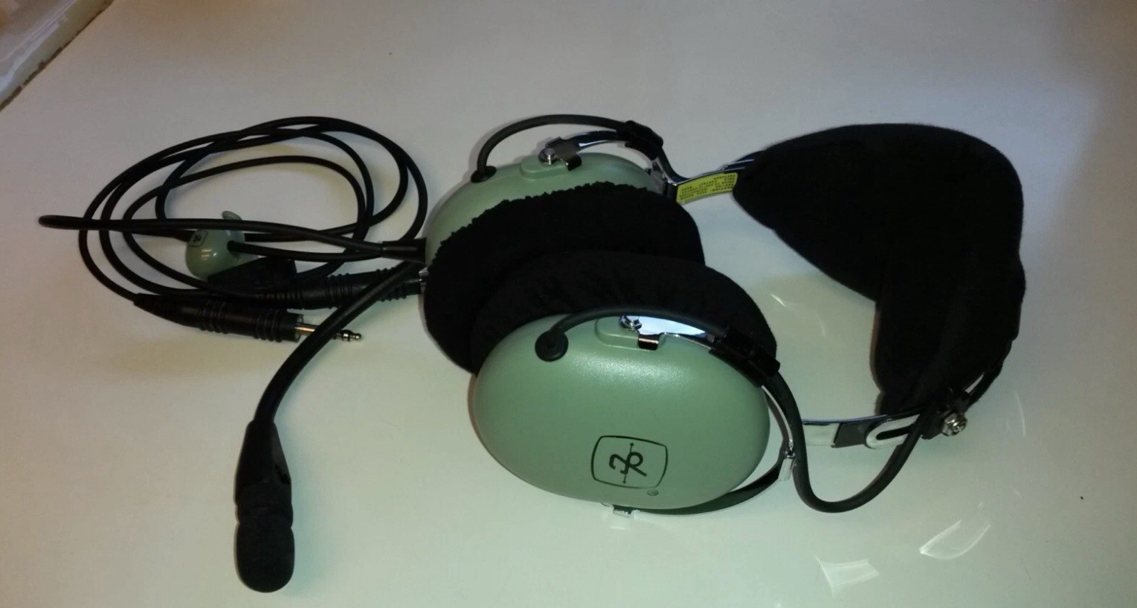 David Clark H10-13.4 Aviation Headset Pilot GA Dual Plug w/ Mic Volume Control