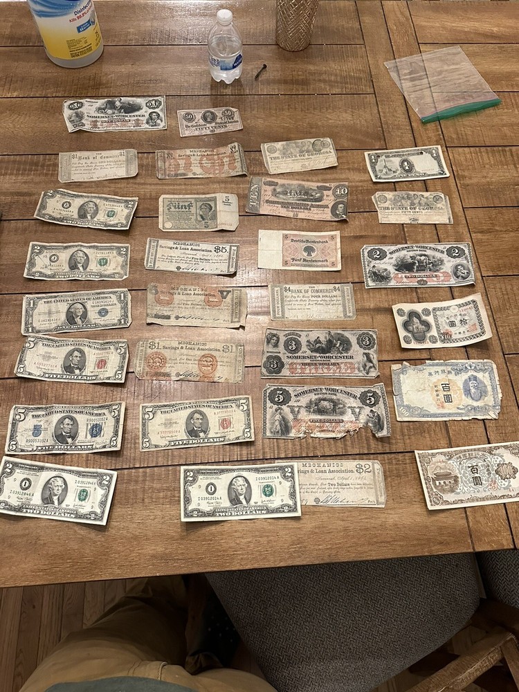 Stamps,confederate Money ,etc