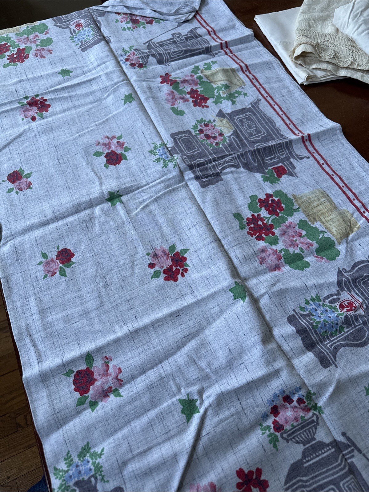 Lot Of Misfit Vintage Antique Linens Cutter Craft Sewing 10 Pieces