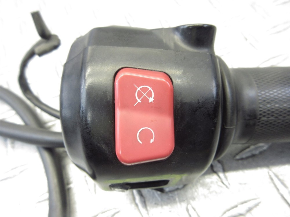 2013 11-18 Triumph Thunderbird Storm Right Handlebar Switch Throttle Control