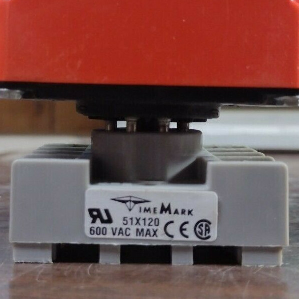 AMETEK S1K-60-461 SOLID STATE TIME DELAY RELAY WITH TIMEMARK 51X120 RELAY SOCKET