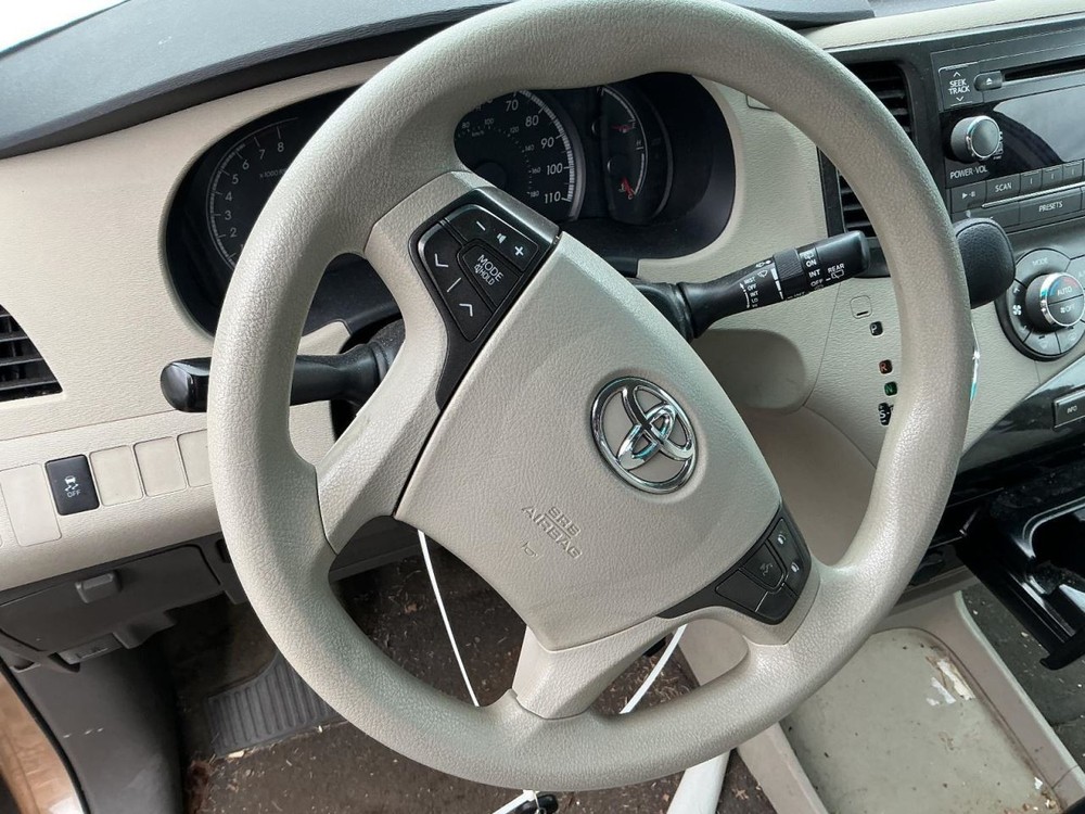 Fuse Box Engine Fits 11-16 SIENNA 4951406
