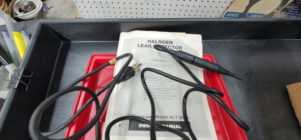 SNAP-ON TOOLS VINTAGE ELECTRONIC HALOGEN LEAK DETECTOR ACT200A