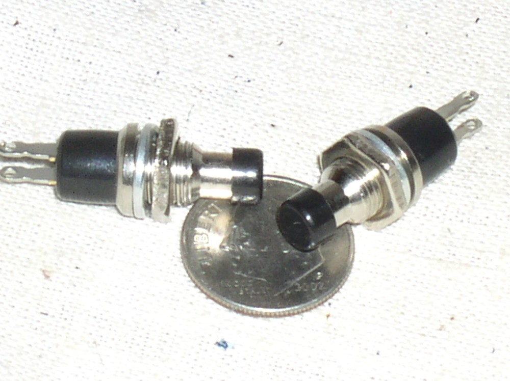 2 NEW N/C NORMALLY CLOSED BLACK PUSH BUTTON PUSHBUTTON TRAIN SWITCH 3 A AMP 3A