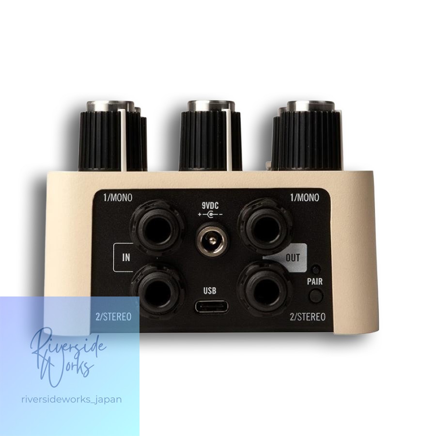 Universal Audio UAFX Astra Modulation Machine Stereo Guitar Effect