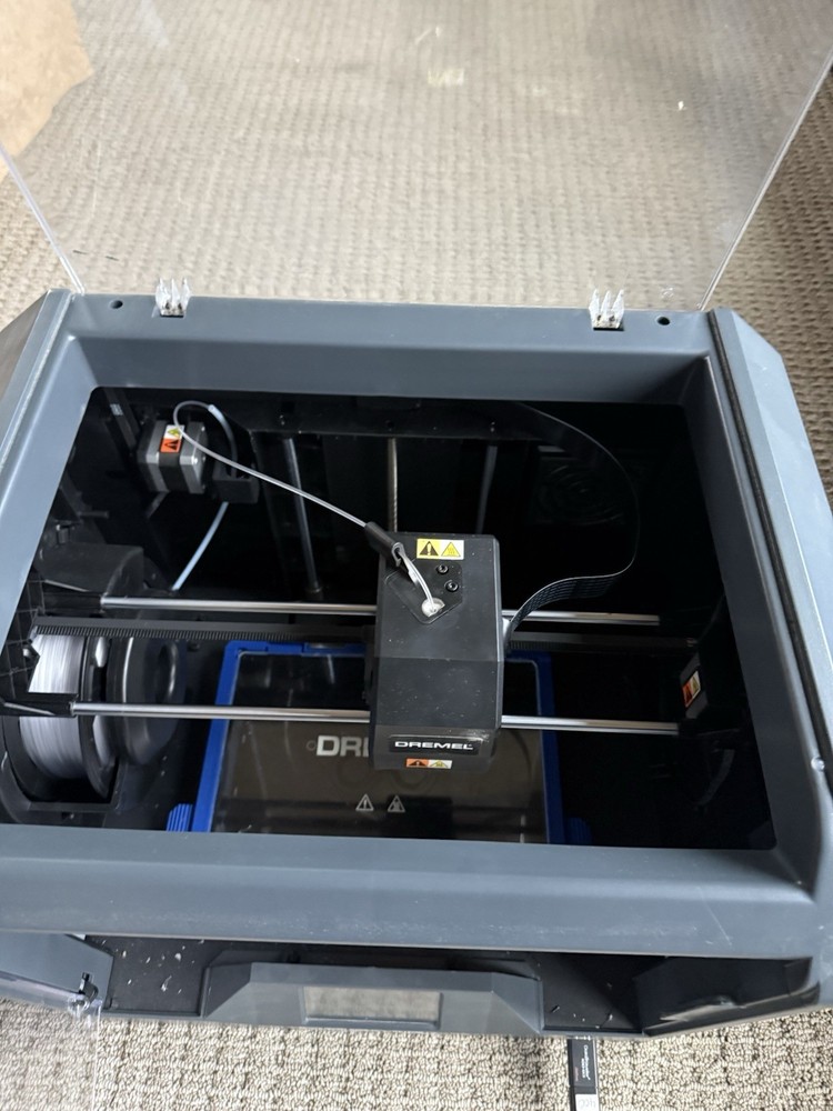 Dremel 3D Printer - 3D45 In Perfect Working Condition.