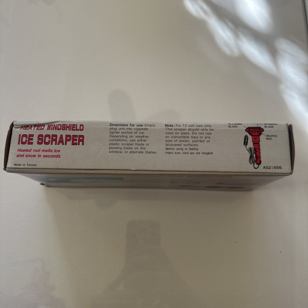 Heated Windshield Ice Scraper Vintage with Box