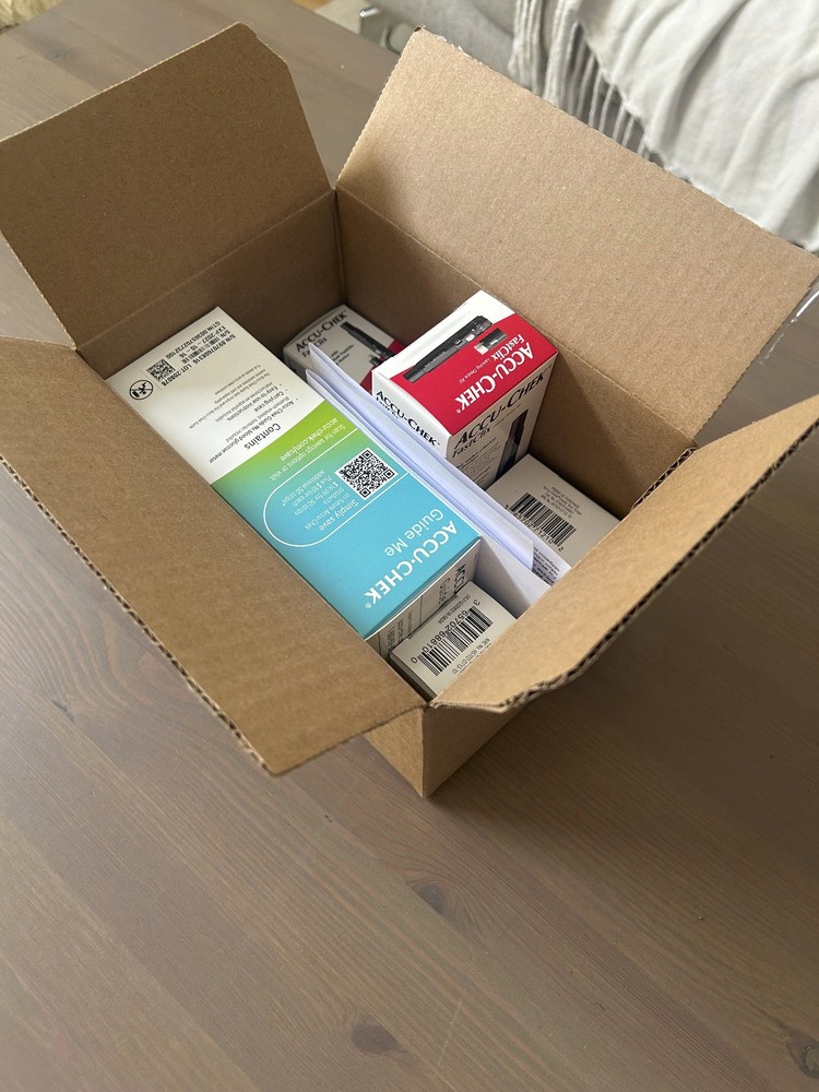 Accu-Chek Diabetic Testing Bundle : Glucose Meter + 100ct Test Strips + 102 Lanc