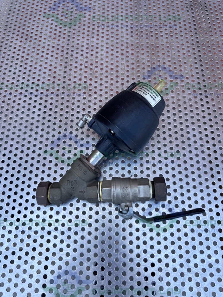 Gemu 554/15 Pneumatic Angle Seat Globe Valve w/ 3/4" Compression Fitting, Valve