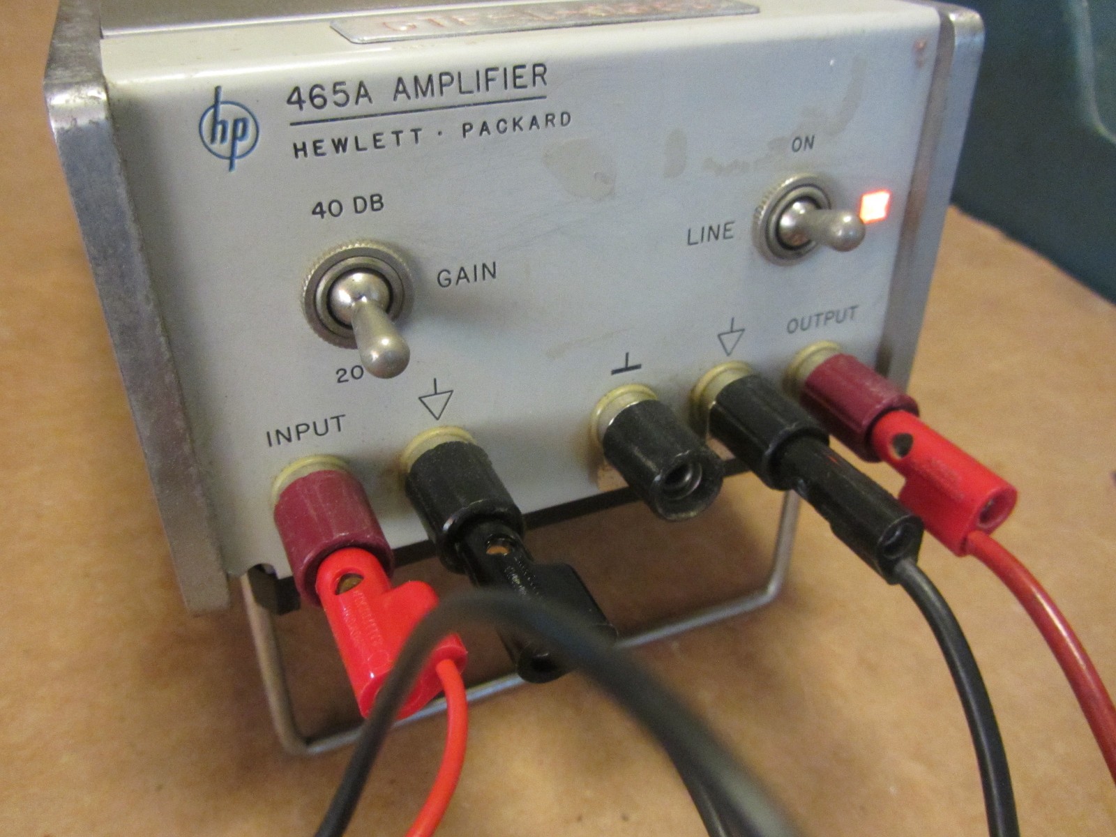 HP465A 5Hz-1Mhz Amplifier