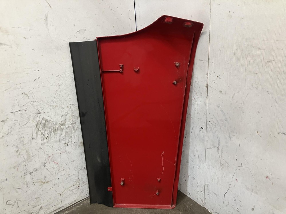 2012-2026 Freightliner CASCADIA RED Left UPPER Side Fairing/Cab Extender - Used