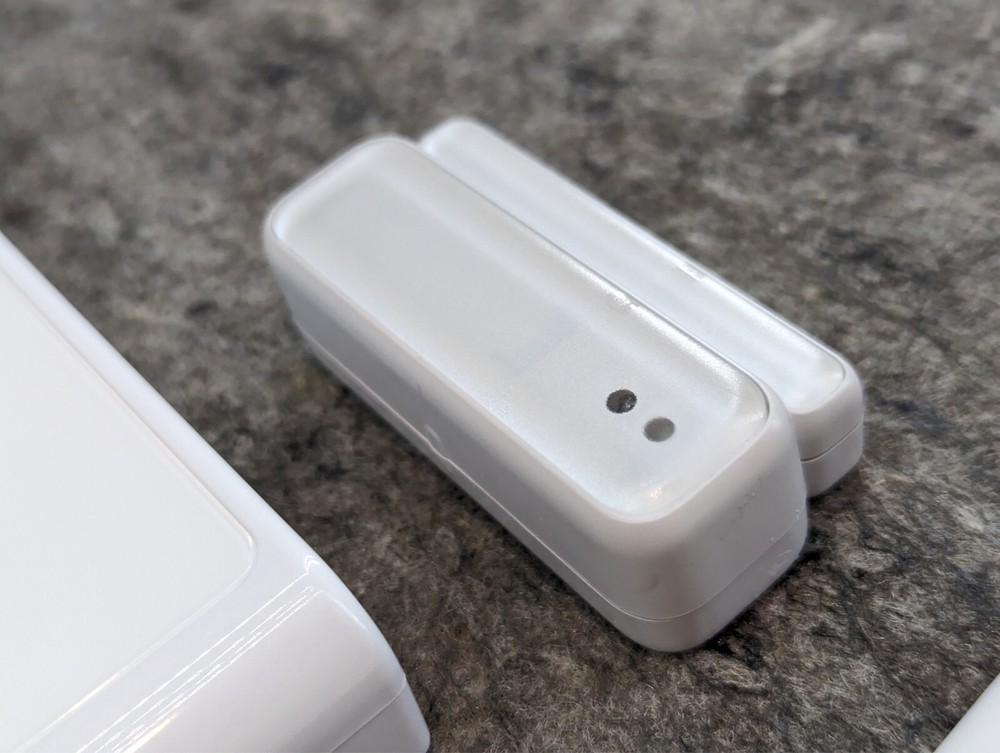 Hive Hub Smart Home, Active Plug, Window/Door Sensor 🔥New Open Box🔥