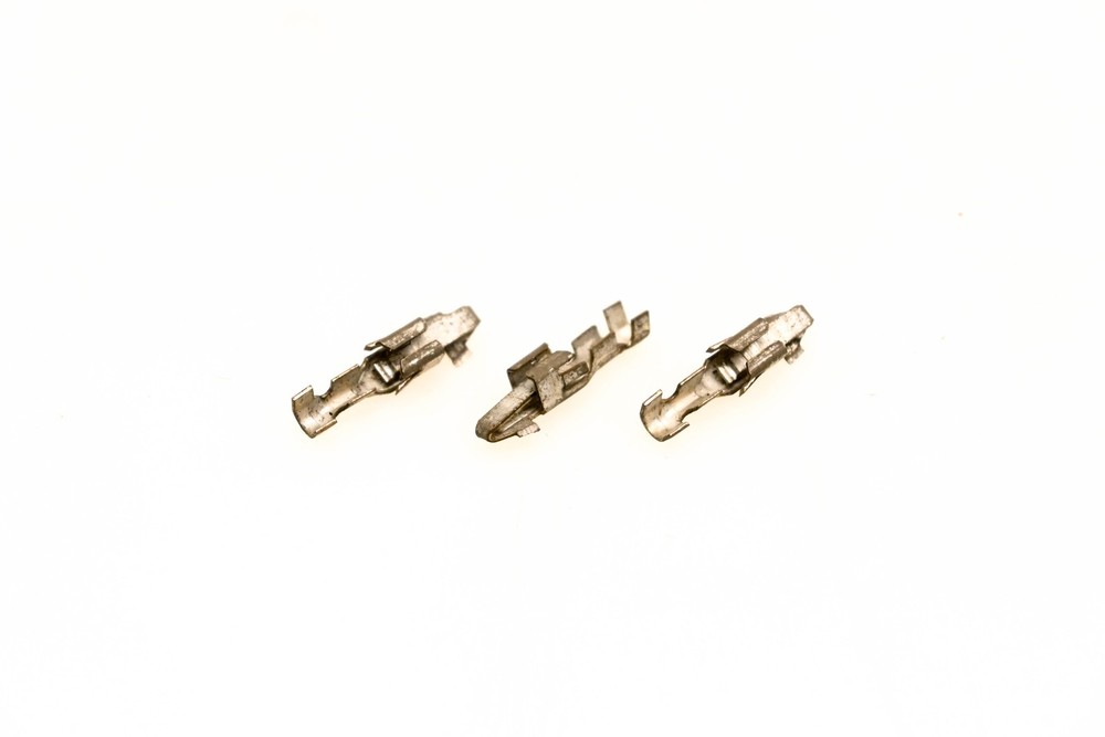OMC 310523 Terminals Qty 3 NOS