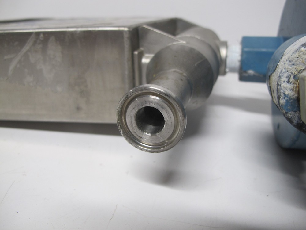 Micro Motion DS025S121SU 0.5" Mass Flow Sensor DS025S-121SU 1004096 1/2"