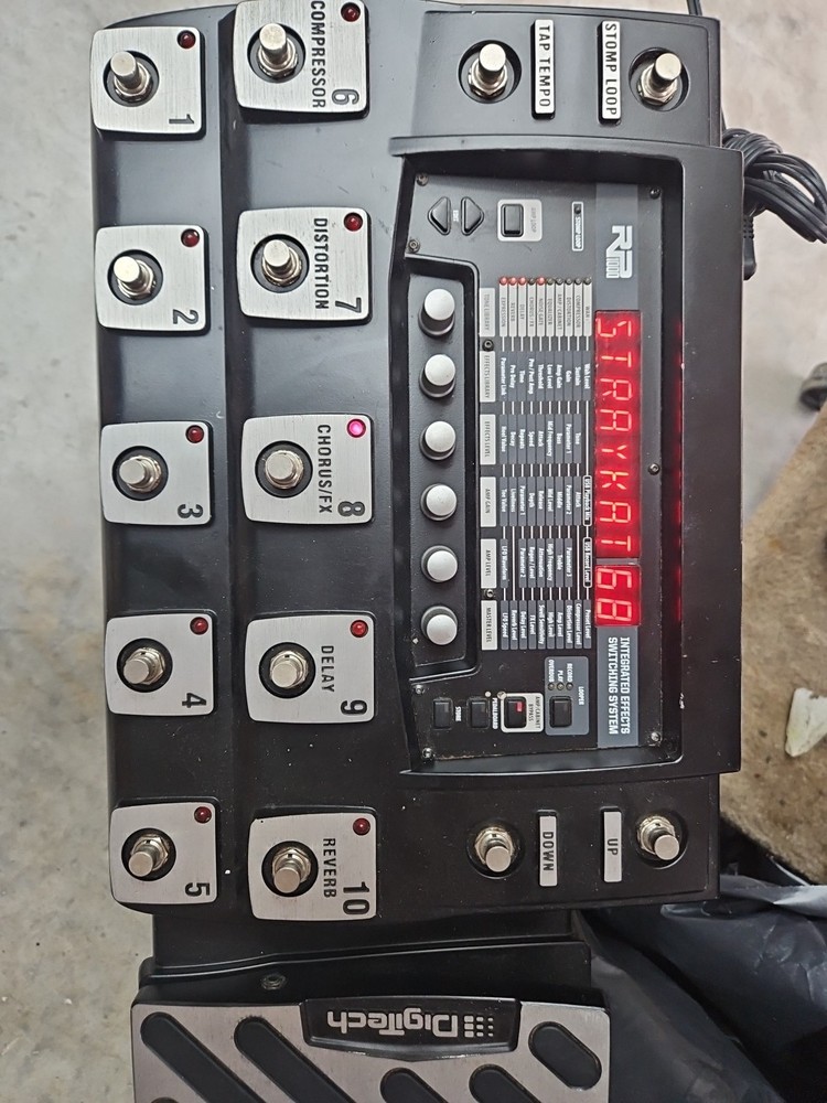 DigiTech RP1000 Multi-Effects Switching System Pedal Guitar Processor Looper