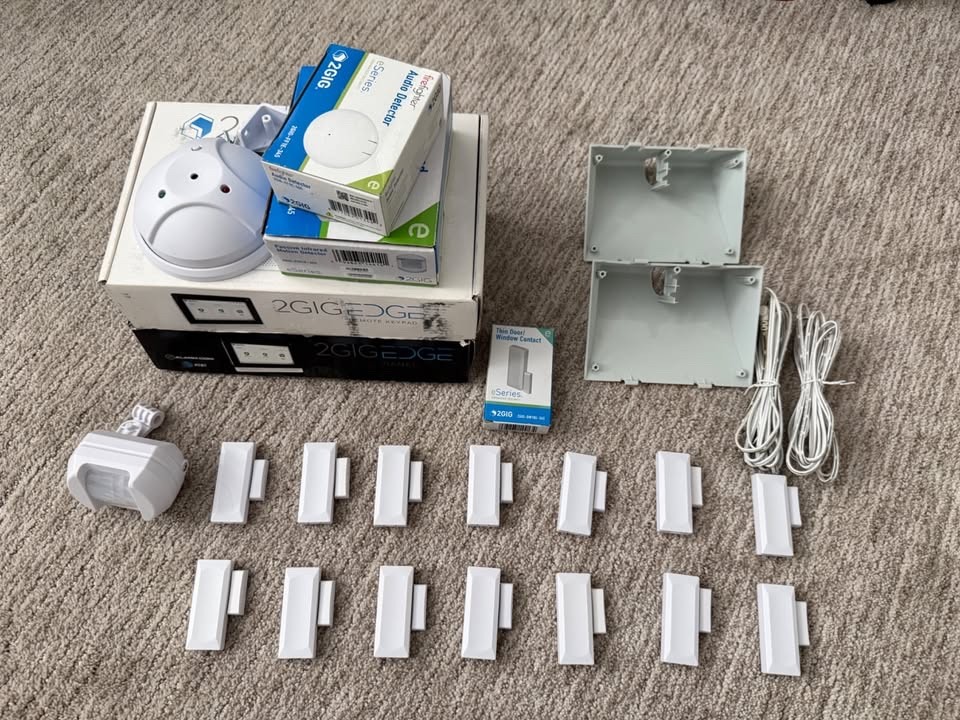 2GIG Edge Complete Smart Security Bundle - Encrypted E-Series Z-Wave Plus