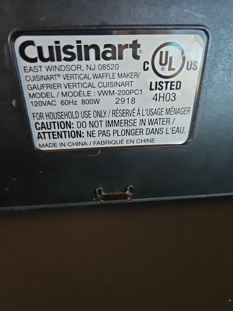 Cuisinart Vertical Belgium Waffle Maker Model VWM-200PC1