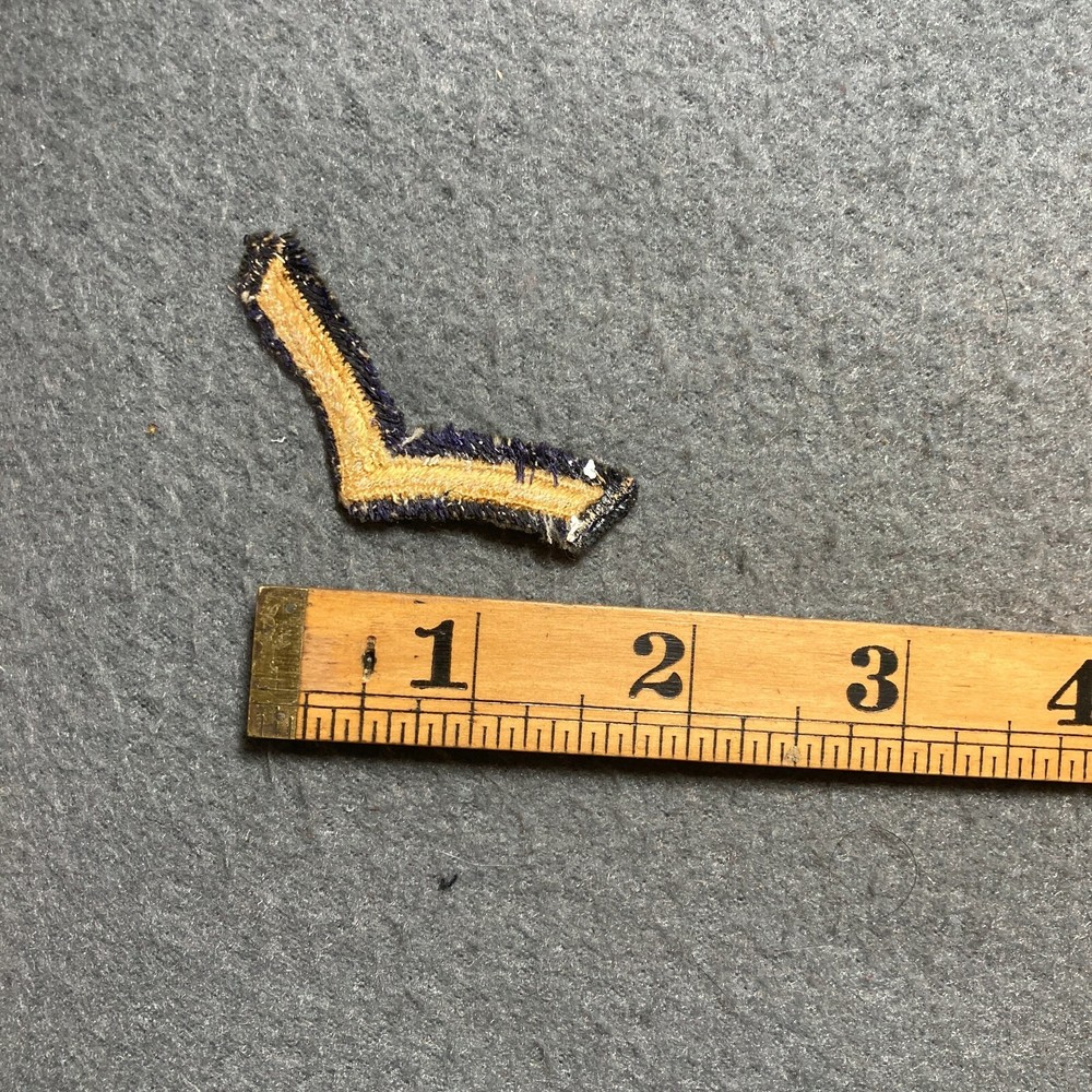 Vintage Private E-2 E2 PV2 Rank Chevron Single Patch