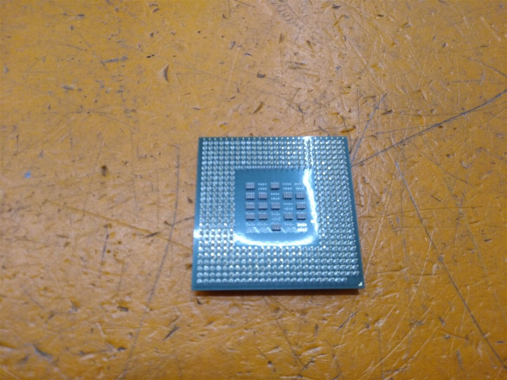 ⭐️⭐️⭐️⭐️⭐️ CPU Processor Intel Pentium 4 2.2 GHZ/512/488/1.5V Socket 478 SKL5YS