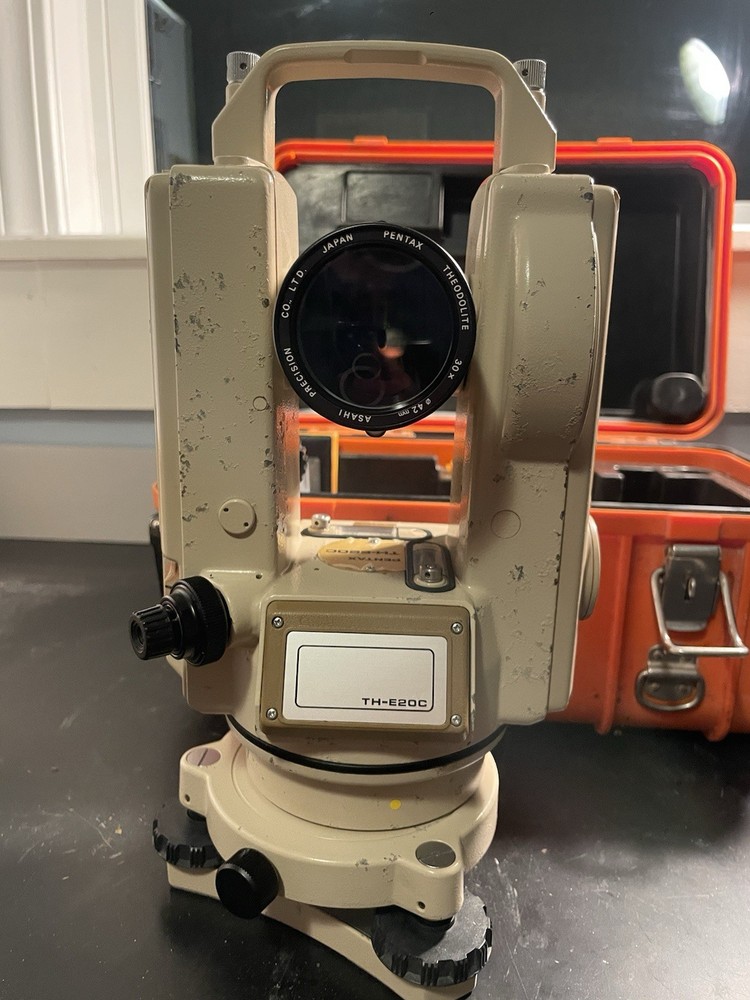 Pentax TH-20C Digital Electronic THEODOLITE TRANSIT