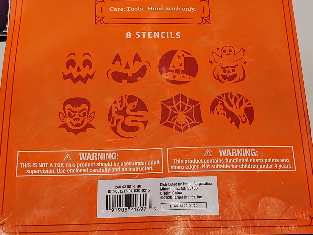 Pumpkin Masters Carving Kit Pattern Book & Hyde & Eek Carving Kit & 8 Stencils