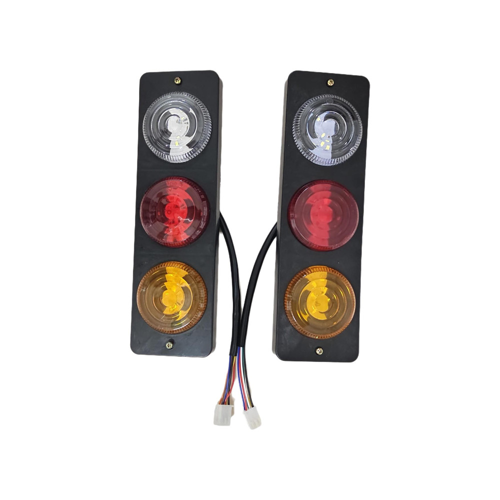 E-tricycle LED taillight with brake