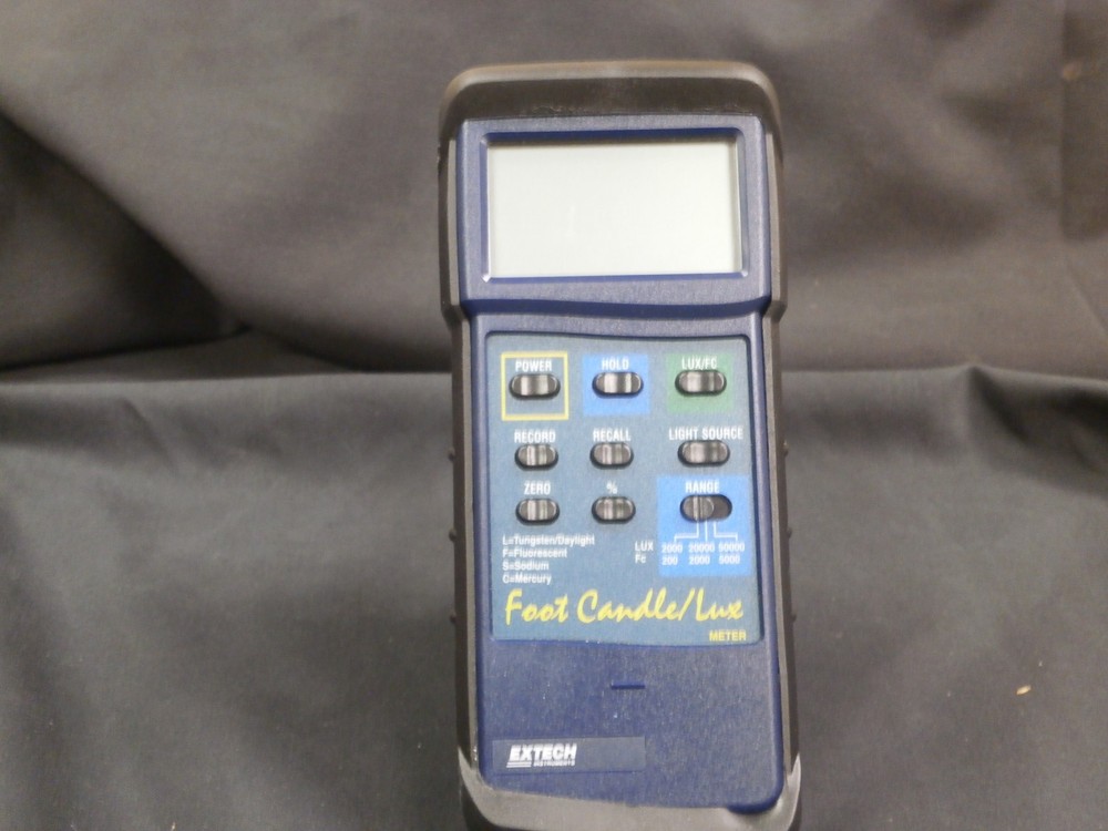 EXTECH Heavy Duty Light Meter Model 407026