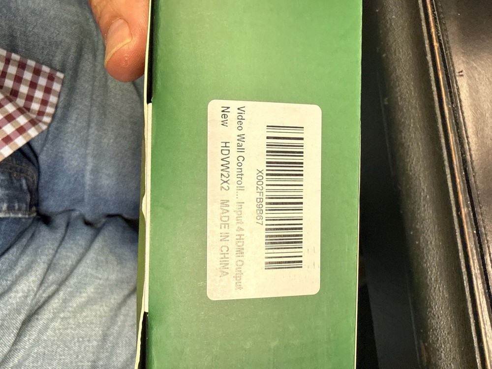 4K 2x2 HDMI Video Wall Controller TV Wall Processor (Model HDVW2X2)