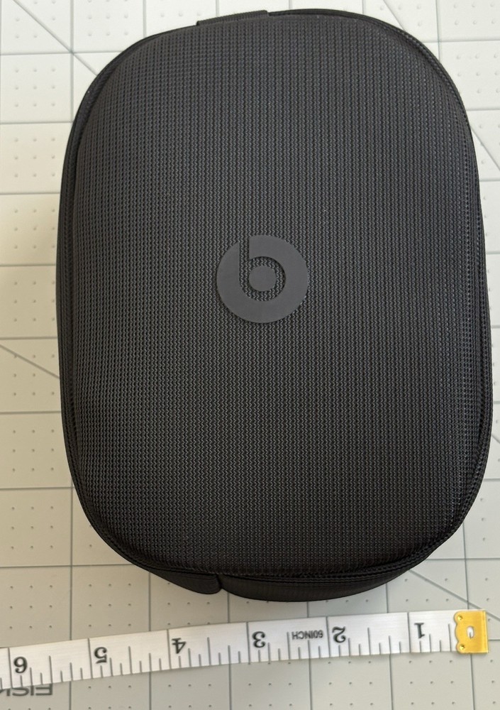Beats Travel Case/Bag. Case Only.