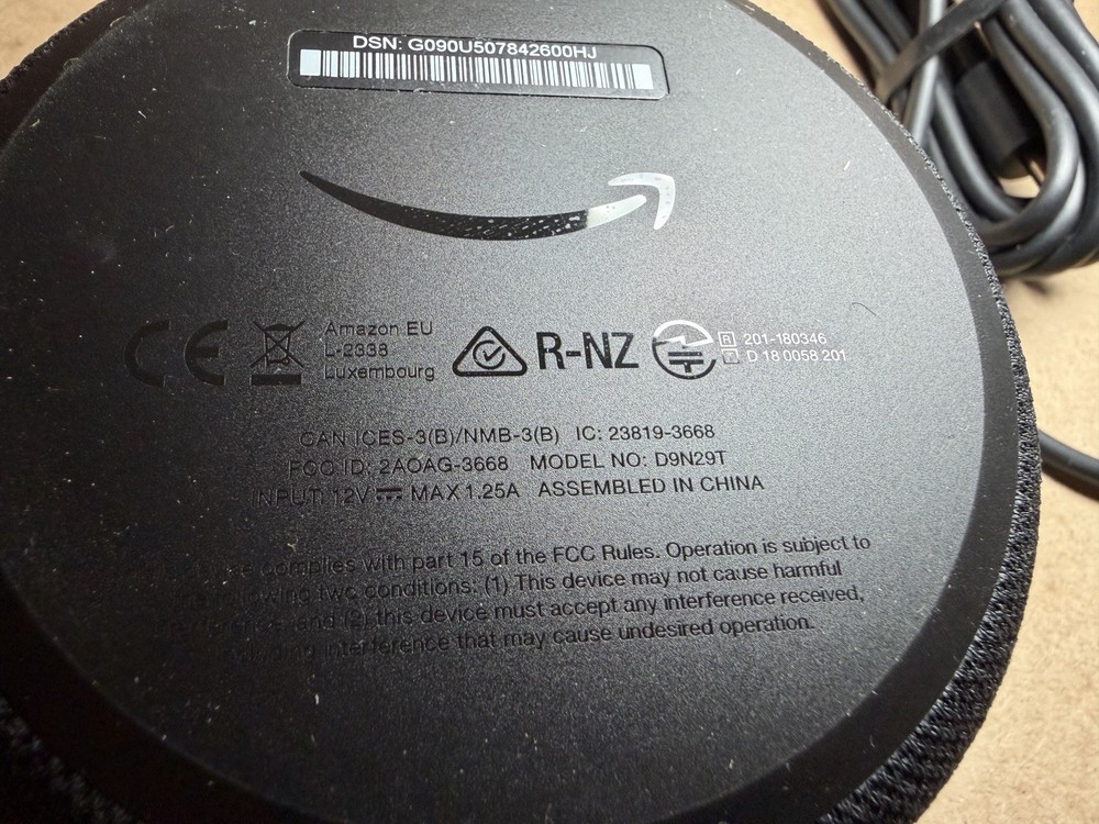 Amazon Echo Dot (3rd Gen) Smart Speaker with Alexa Model D9N29T