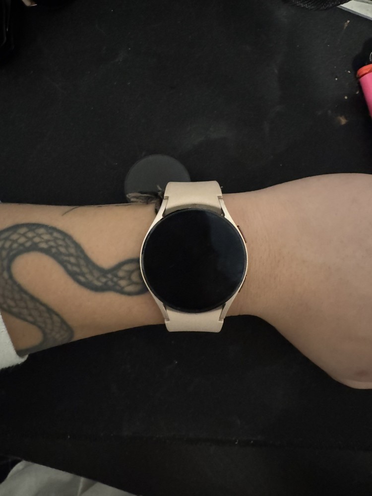SAMSUNG GALAXY WATCH 4