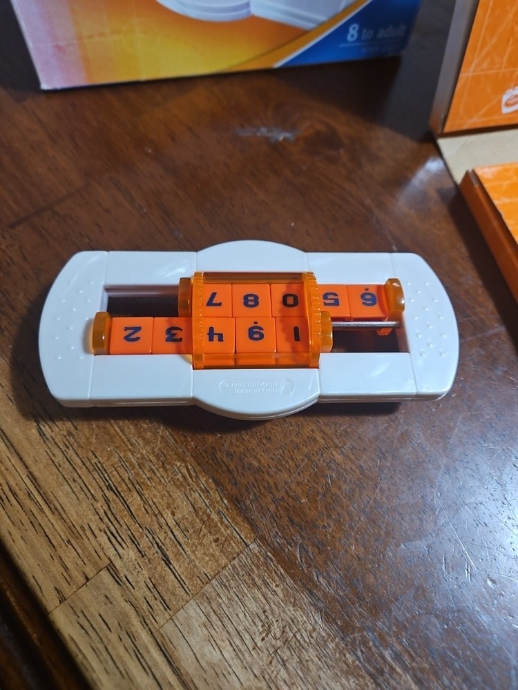 Flip Side Brain Teaser Challenge Game ThinkFun w/ Box Vintage Rare