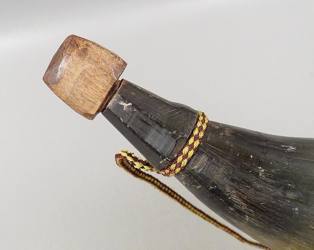 SMALL 9 Inch POWDER HORN Flask Muzzleloader Rifle Pistol Muzzleloading Gun Part