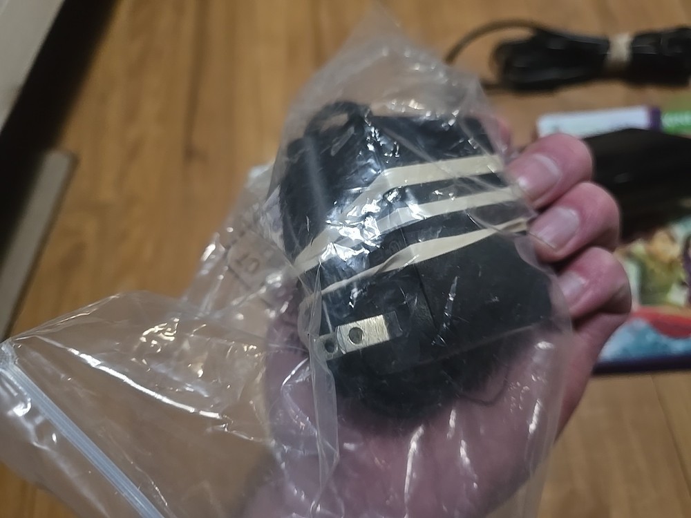 Microsoft Xbox 360 Kinect Sensor Bar with 3 Games Bundle Tested