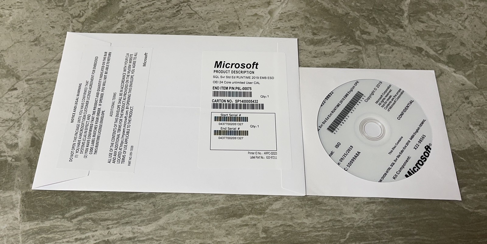 Microsoft SQL Server 2019 Standard 24 Core unlimited User CALs DVD & Key CoA