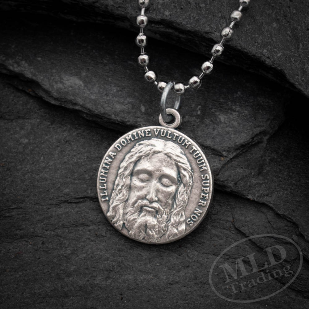 Holy Face of Jesus Medal Necklace – Italian Silver-Plated Catholic Pendant