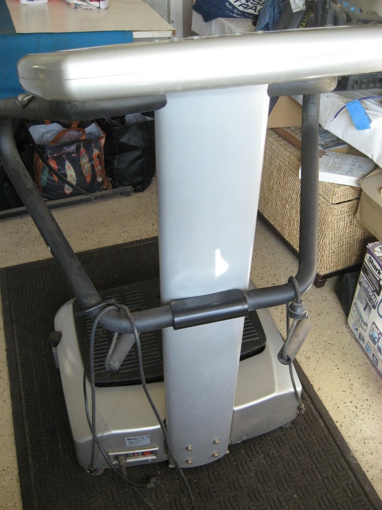 Magic Fit 2 vibration exercise machine