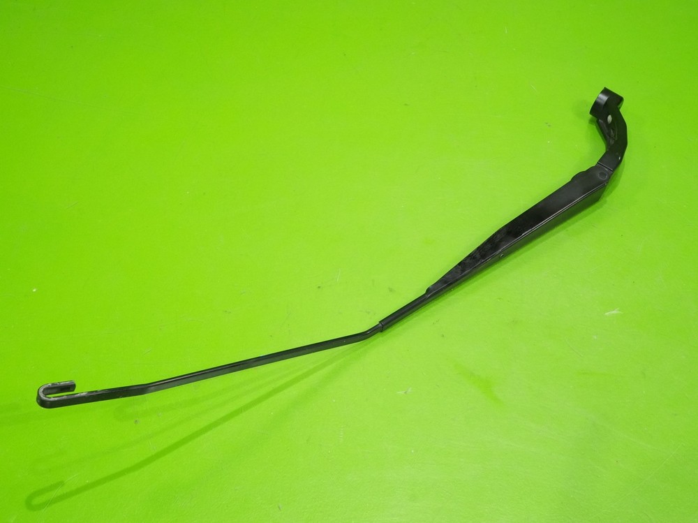 02-06 RSX OEM passenger right windshield wiper arm