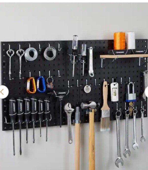 Everbilt Locking Peg Hook Assortment 1/8 & 1/4 Pegboard 32 Pcs Mounting Hardware