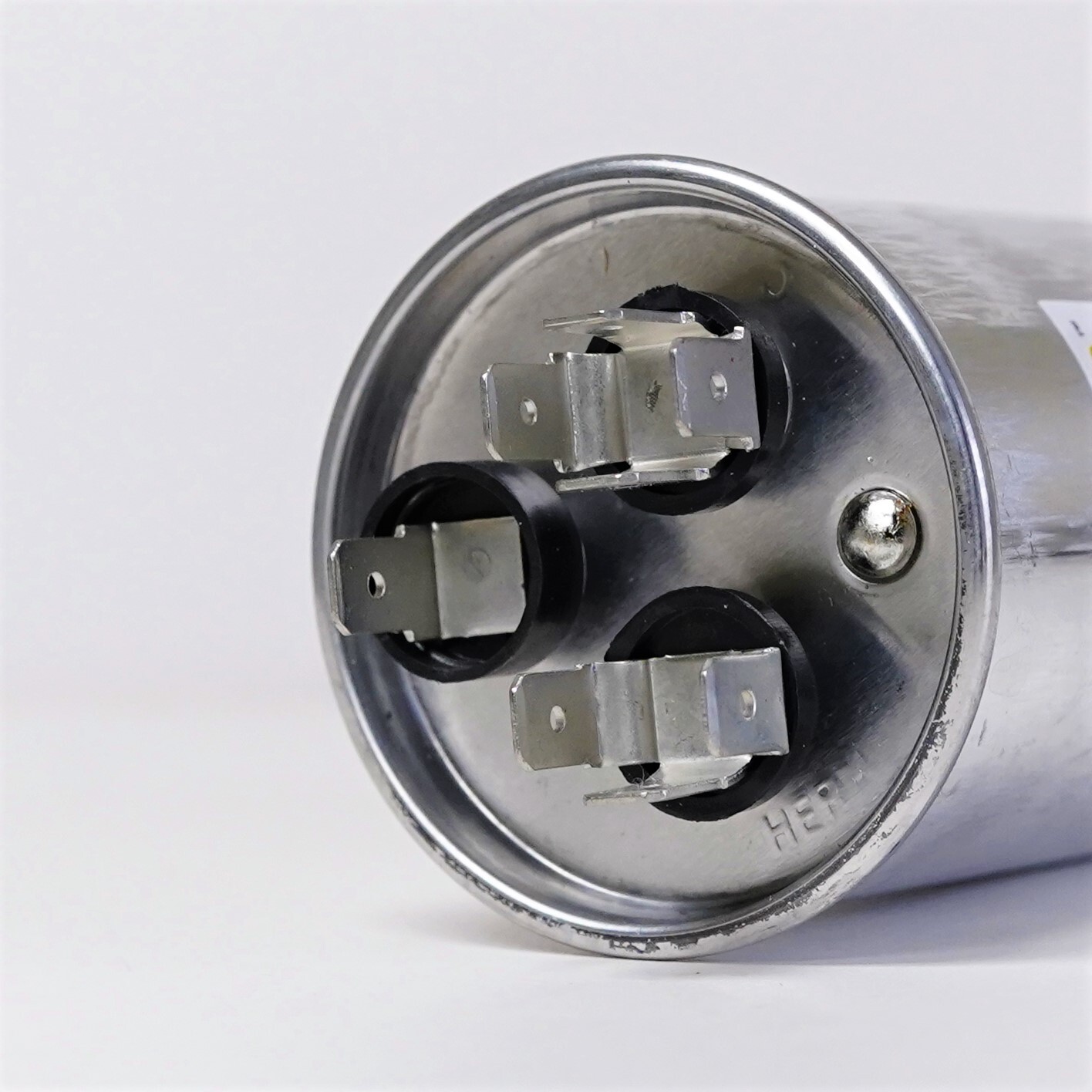 TitanPro TRCFD355 HVAC Round Dual Motor Run Capacitor 35/5 MFD/UF440/370 Volts