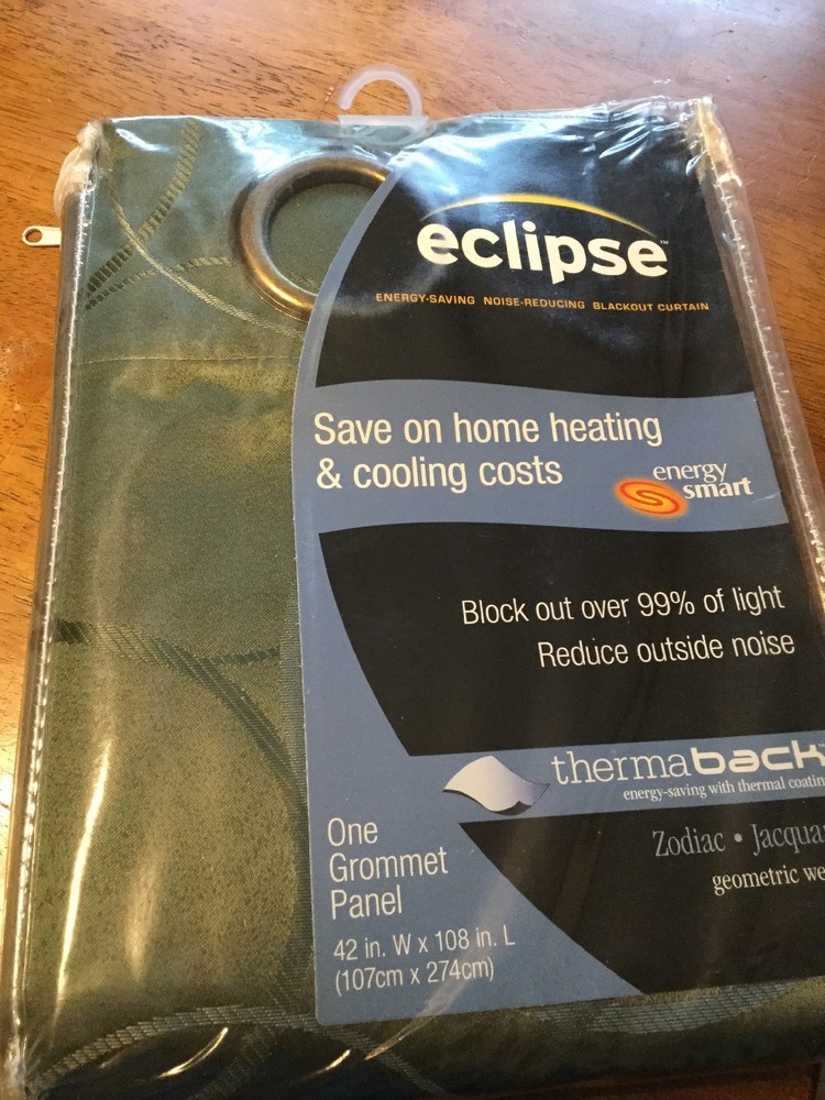 Eclipse Thermaback Zodiac Jacquard Grommet Panel Sage 108”