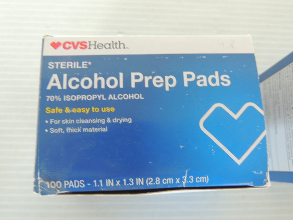 Alcohol Prep Pads 100 CT. 2 Boxes Total 198 Pads ONE BOX MISSING TWO,