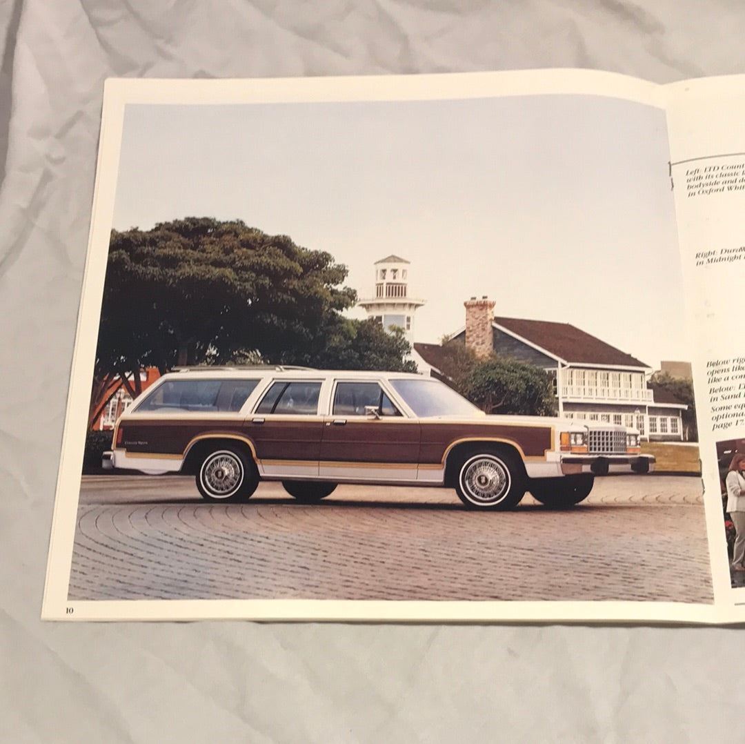 1987 Ford Crown Victoria sales brochure