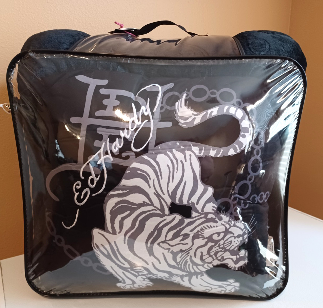 Ed Hardy Black Tigers&Tattoo Embossed Plush 4pc KING Comforter Set w/Pillow